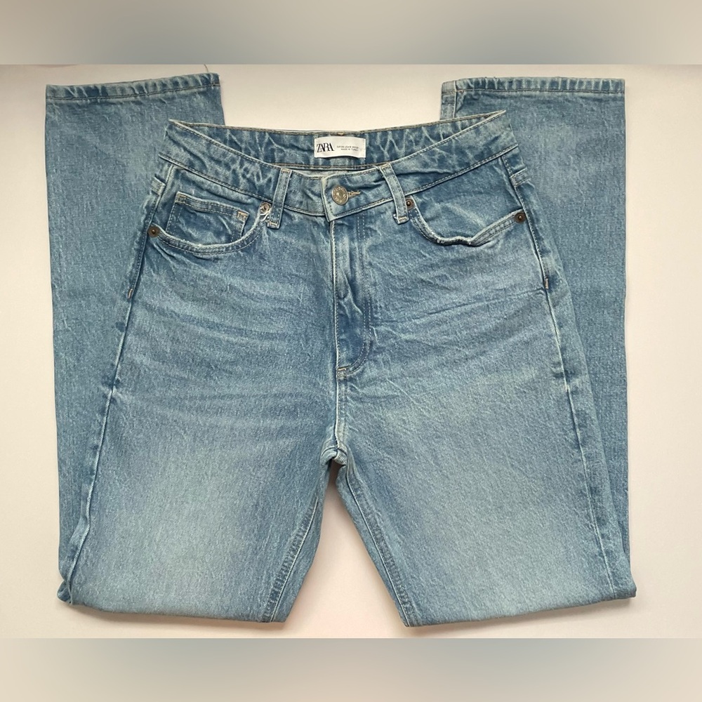 Zara Hi Rise Straight Leg Jean for Womens